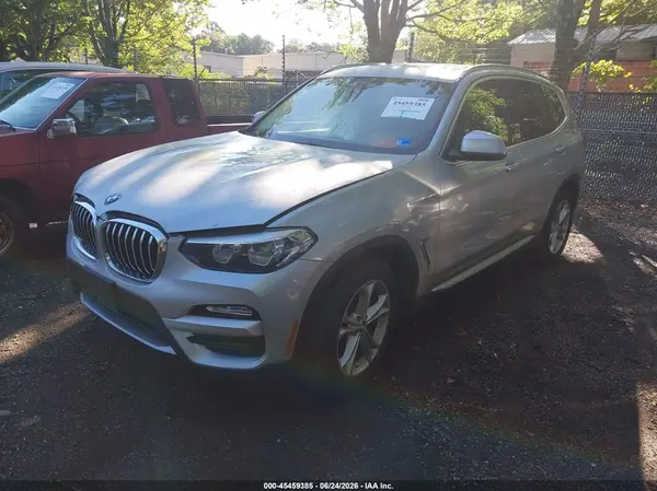 5UXTR7C59KLF26021 2019 BMW X3 - Image 2