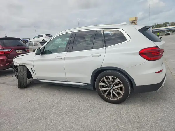 5UXTR7C59KLF26777 2019 BMW X3 - Image 2