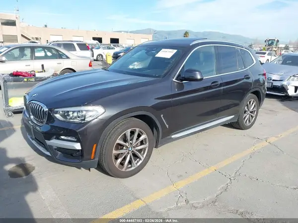 5UXTR7C59KLF27704 2019 BMW X3 - Image 2