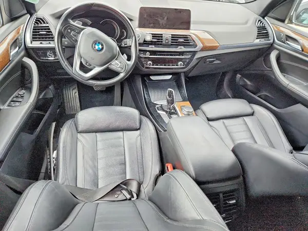 5UXTR7C59KLF28013 2019 BMW X3 - Image 8