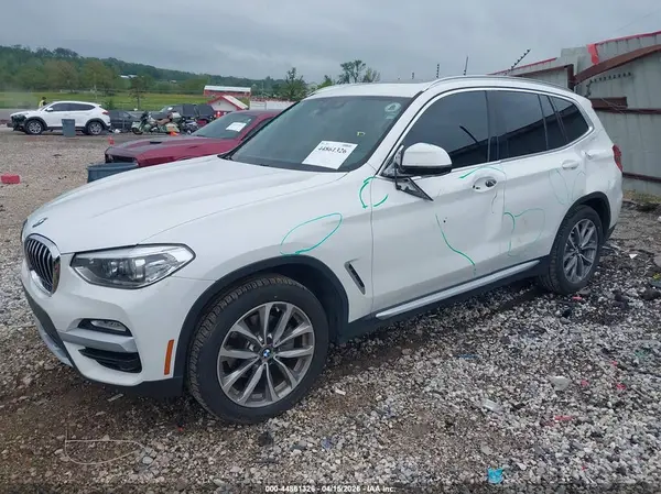 5UXTR7C59KLF30425 2019 BMW X3 - Image 2