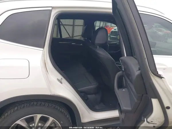 5UXTR7C59KLF30425 2019 BMW X3 - Image 8