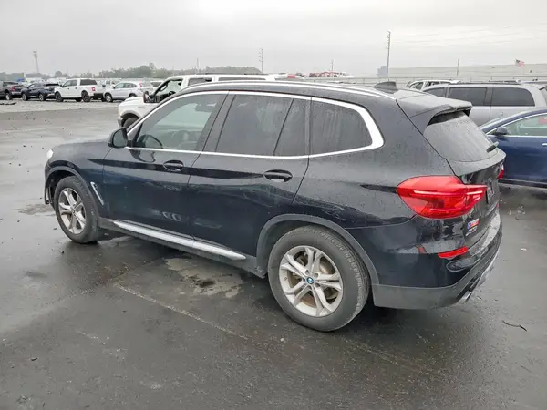 5UXTR7C59KLF31767 2019 BMW X3 - Image 2