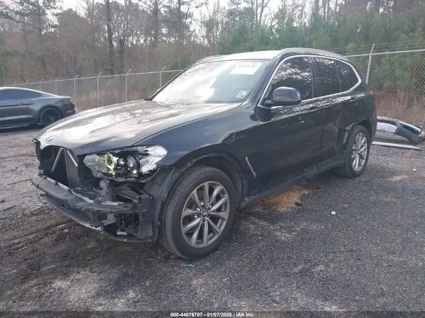 5UXTR7C59KLF34118 2019 BMW X3 - Image 2