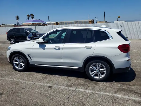 5UXTR7C59KLF36659 2019 BMW X3 - Image 2