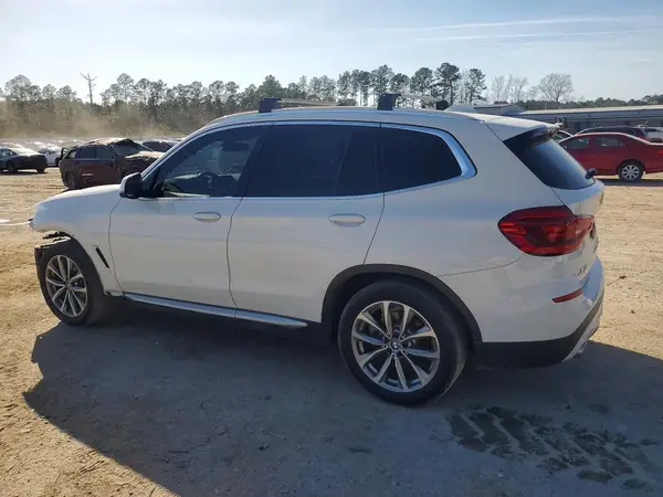5UXTR7C59KLF36810 2019 BMW X3 - Image 2