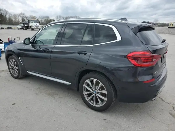 5UXTR7C59KLR45600 2019 BMW X3 - Image 2