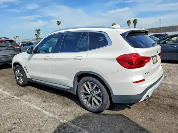 5UXTR7C5XKLE88699 2019 BMW X3 - Image 2