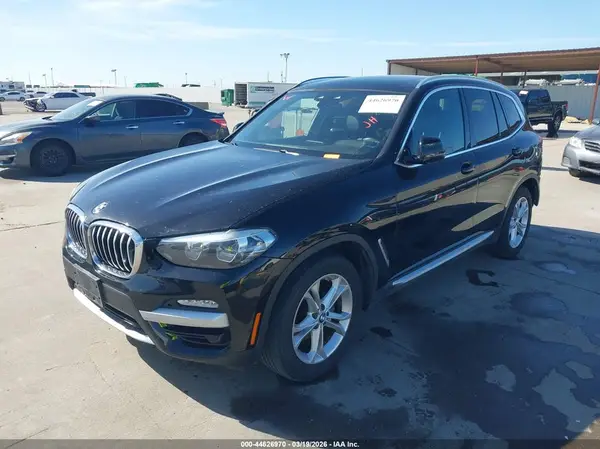 5UXTR7C5XKLE97337 2019 BMW X3 - Image 2