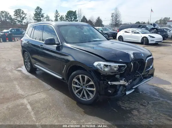 5UXTR7C5XKLE97919 2019 BMW X3 - Image 1