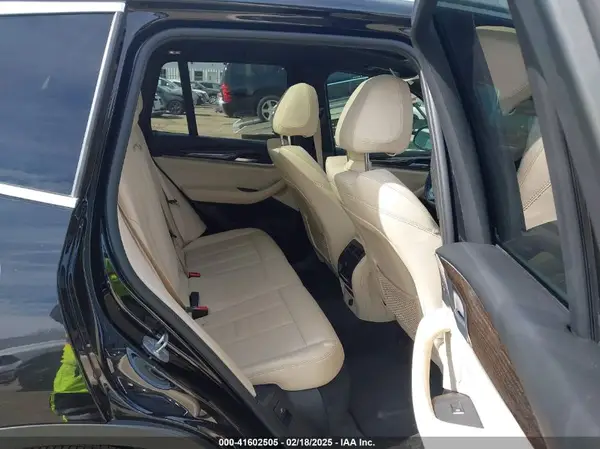 5UXTR7C5XKLE97919 2019 BMW X3 - Image 8