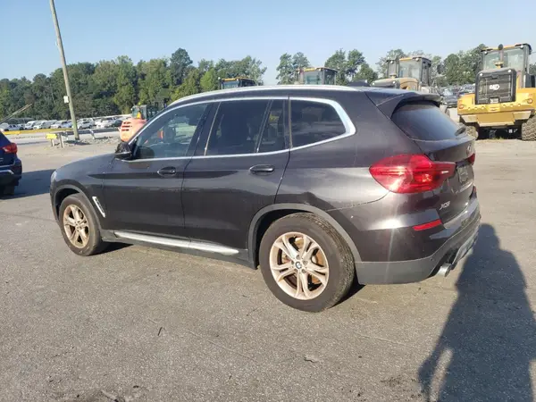 5UXTR7C5XKLF24729 2019 BMW X3 - Image 2