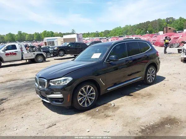 5UXTR7C5XKLF26027 2019 BMW X3 - Image 2