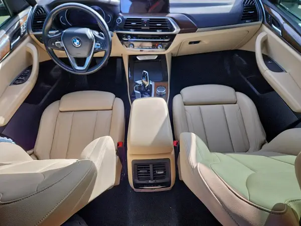 5UXTR7C5XKLF27159 2019 BMW X3 - Image 8