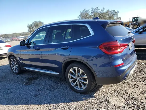 5UXTR7C5XKLF27999 2019 BMW X3 - Image 2