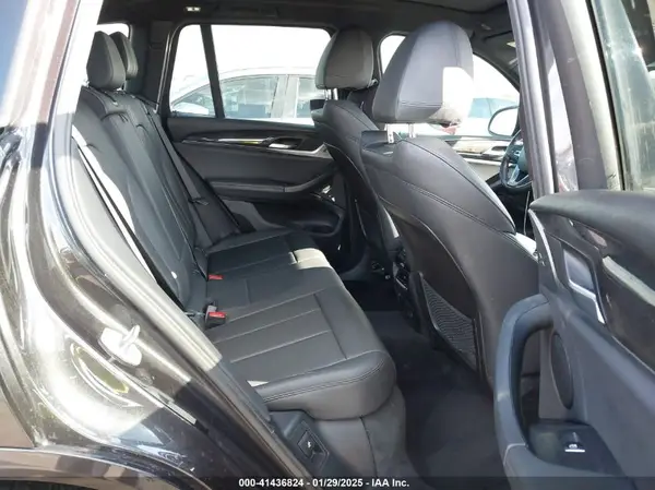 5UXTR7C5XKLF29624 2019 BMW X3 - Image 8