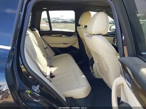 5UXTR7C5XKLF35813 2019 BMW X3 - Image 8