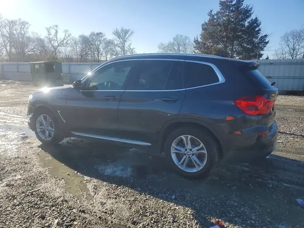 5UXTR7C5XKLF36198 2019 BMW X3 - Image 2