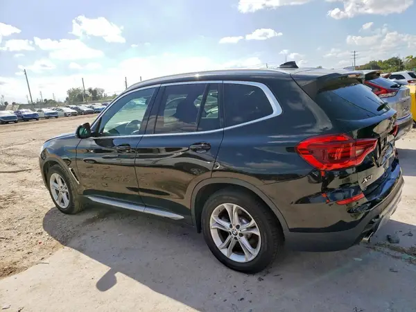 5UXTR7C5XKLR44553 2019 BMW X3 - Image 2