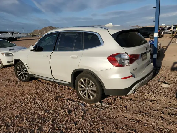 5UXTR7C5XKLR45928 2019 BMW X3 - Image 2