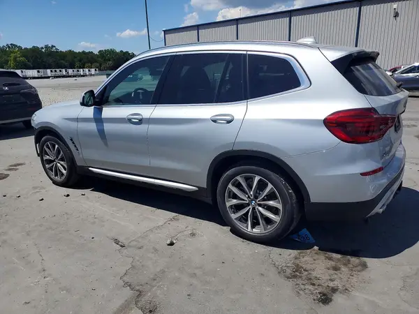 5UXTR7C5XKLR47209 2019 BMW X3 - Image 2