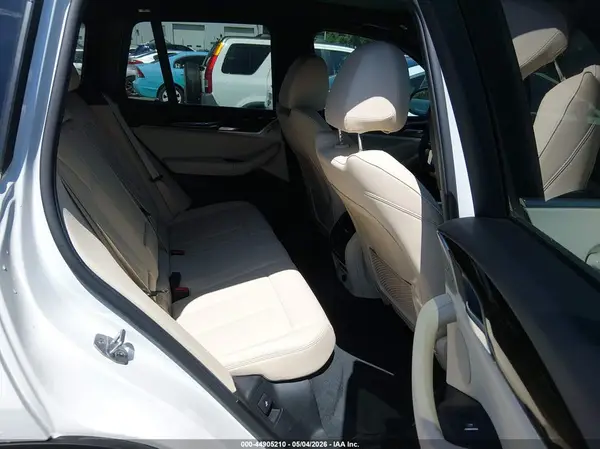 5UXTR7C5XKLR48473 2019 BMW X3 - Image 8