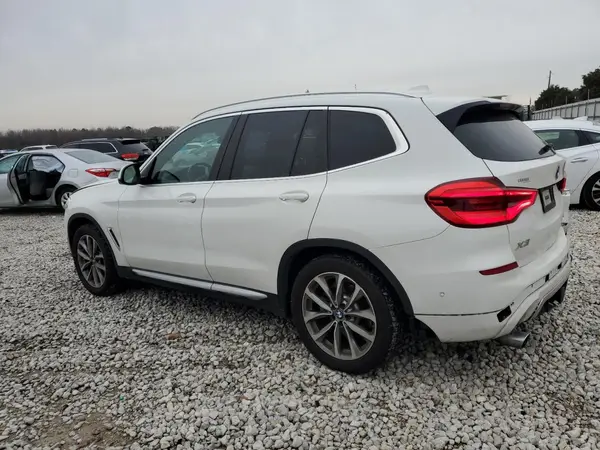 5UXTR7C5XKLR52636 2019 BMW X3 - Image 2