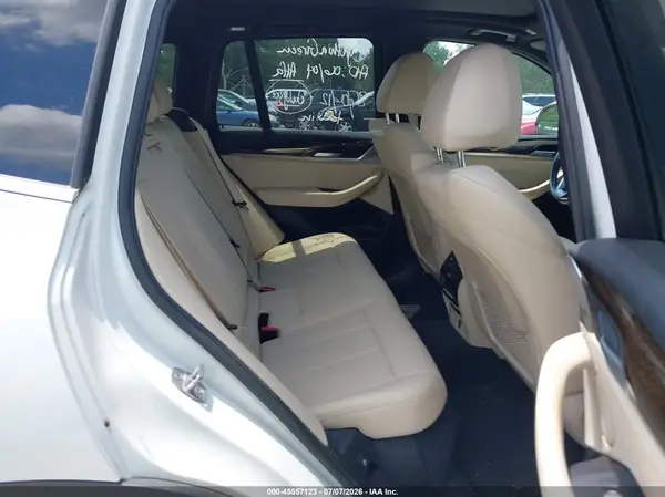 5UXTR9C50JLC69518 2018 BMW X3 - Image 8
