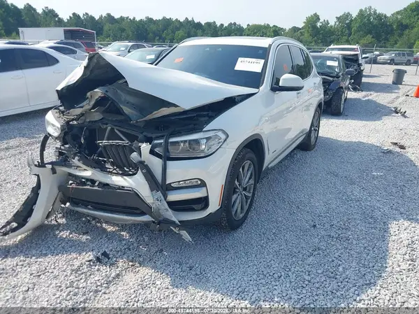 5UXTR9C50JLC72693 2018 BMW X3 - Image 2