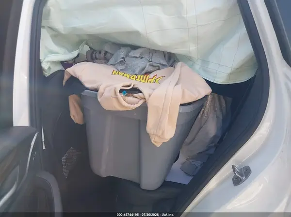 5UXTR9C50JLC72693 2018 BMW X3 - Image 8