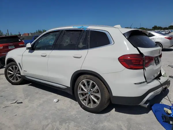 5UXTR9C50JLC73116 2018 BMW X3 - Image 2