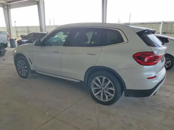 5UXTR9C50JLC77232 2018 BMW X3 - Image 2