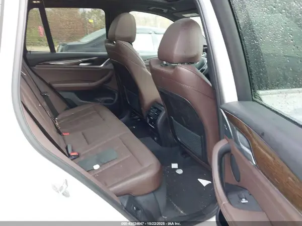 5UXTR9C50JLC77554 2018 BMW X3 - Image 8