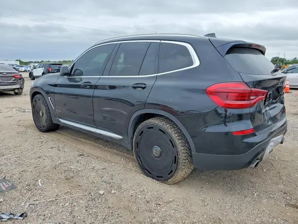 5UXTR9C50JLC80079 2018 BMW X3 - Image 2