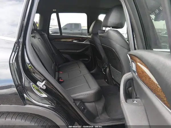 5UXTR9C50JLC80129 2018 BMW X3 - Image 8