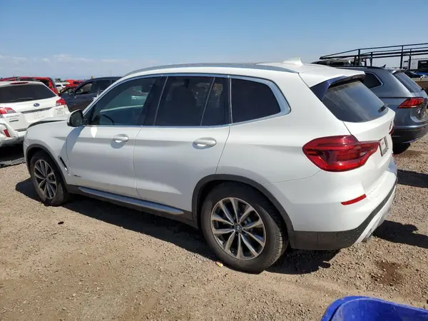 5UXTR9C50JLC80356 2018 BMW X3 - Image 2