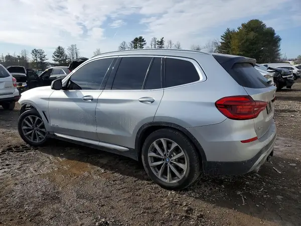 5UXTR9C50JLC83581 2018 BMW X3 - Image 2
