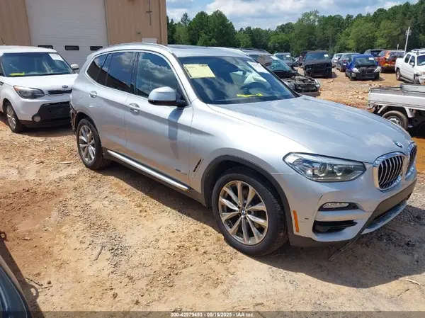 5UXTR9C50JLD60546 2018 BMW X3 - Image 1