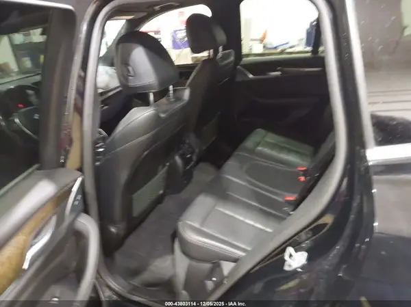 5UXTR9C50JLD66122 2018 BMW X3 - Image 8