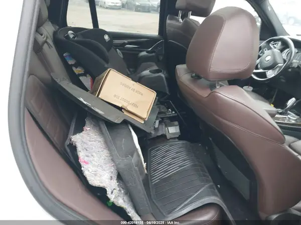 5UXTR9C50JLD66377 2018 BMW X3 - Image 8