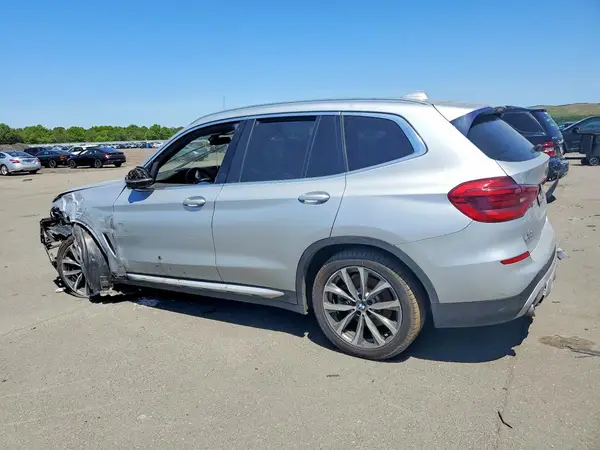 5UXTR9C50JLD72423 2018 BMW X3 - Image 2