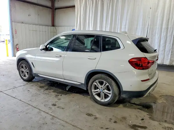 5UXTR9C50JLD72986 2018 BMW X3 - Image 2