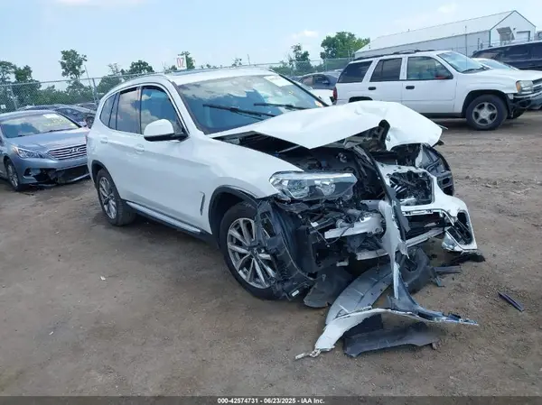5UXTR9C50KLD92012 2019 BMW X3 - Image 1