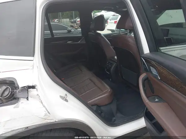 5UXTR9C50KLD97839 2019 BMW X3 - Image 8