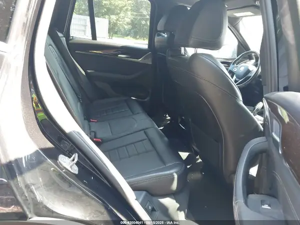 5UXTR9C50KLE11237 2019 BMW X3 - Image 8