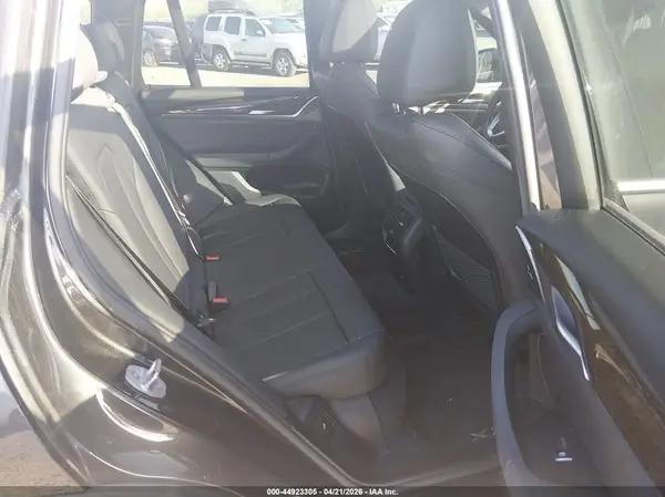5UXTR9C50KLE12159 2019 BMW X3 - Image 8