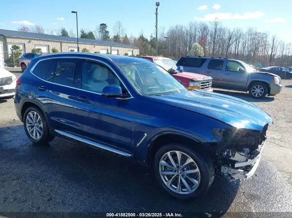 5UXTR9C50KLE13294 2019 BMW X3 - Image 1