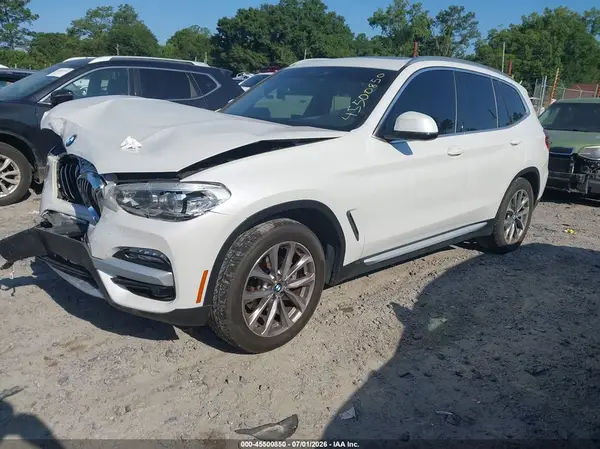 5UXTR9C50KLE14705 2019 BMW X3 - Image 2