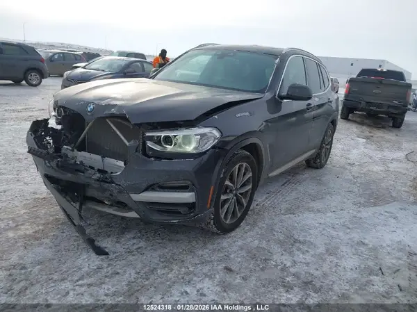 5UXTR9C50KLE15398 2019 BMW X3 - Image 2