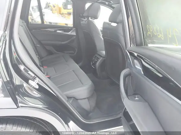 5UXTR9C50KLE21007 2019 BMW X3 - Image 8